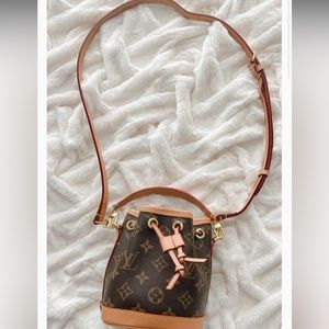 Brown Bucket bag